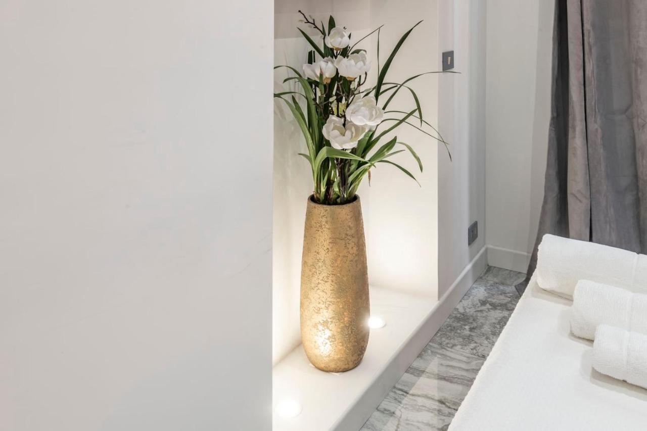 Trevi Luxury Apartment Jacuzzi Roma Exterior foto